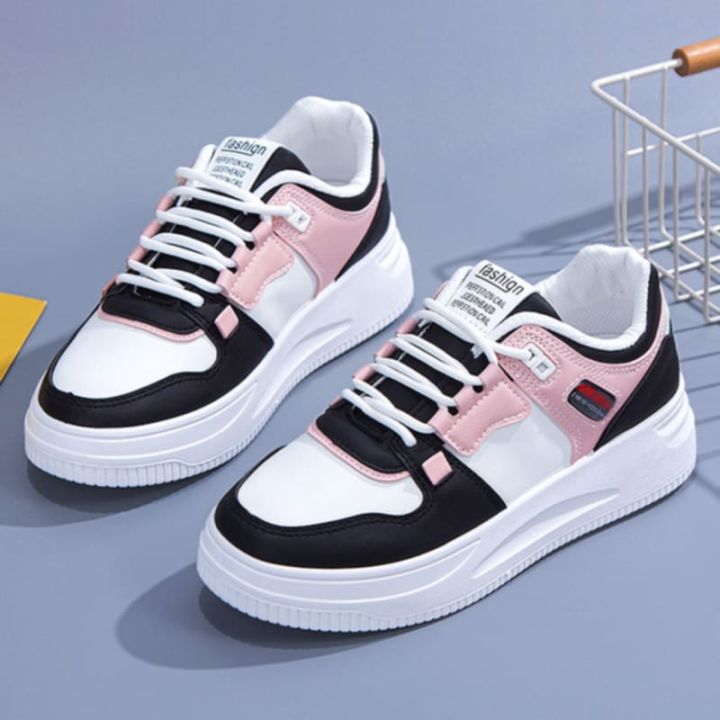 Girls%20Pretty%20Sneakers-%20Pro%20fashion%20-%20Image%203