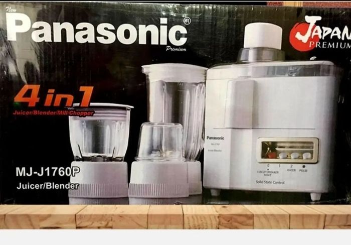 Panasonic 4 in 1 Juicer/Blender/Grinder MJ-J1760P