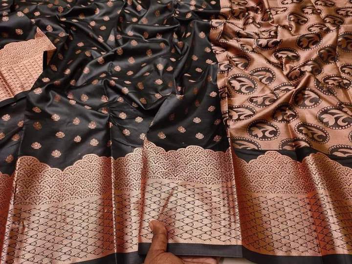 Soft%20Silk%20Katan%20Saree%20For%20Women%20All%20Season%20Traditional%20Style%20No%20Blouse%20Elegant%20Saree%20Multiple%20Color%20-%20Image%204