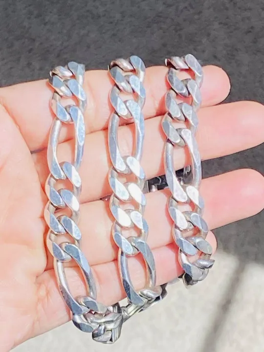 Heavy%20Silver%20Chain%20For%20Men%20%7C%20Fashion%20Silver%20Chain%20for%20Men%20-%20A%20Stylish%20and%20Versatile%20Accessory%20for%20Every%20Occasion%20-%20Image%202