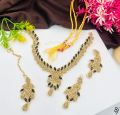 New Arrival
Fancy Beautiful Kundun Nagina Choker Set With Earings And Tika😍😍😍
Best Quality✔️
Different Colours😎. 