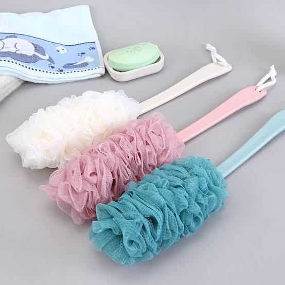 Long%20Handle%20Bath%20Sponge%20-%20Soft%20Mesh%20Body%20Scrubber%20&%20Exfoliating%20Shower%20Brush%20for%20Back%20Cleaning%20-%20Image%203
