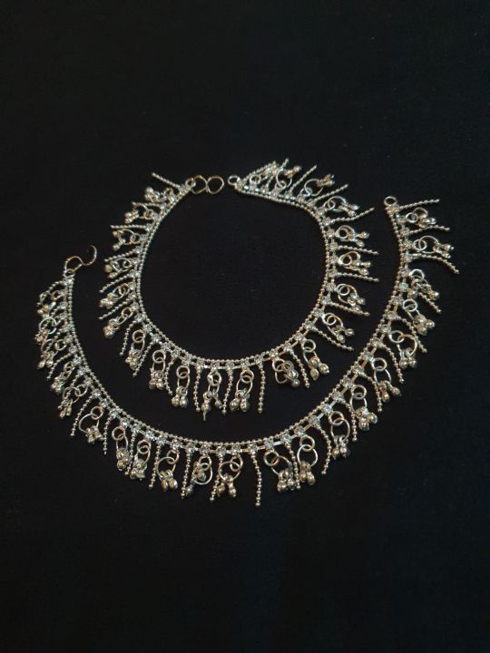 Silver Pair oF Anklets Pazaib.
