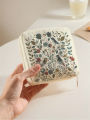 1 Portable Sanitary Napkin Storage Bag, Made of Seaweed Turtle Pattern and Diamond Mesh Material, lightweight Women's Tissue Bag.