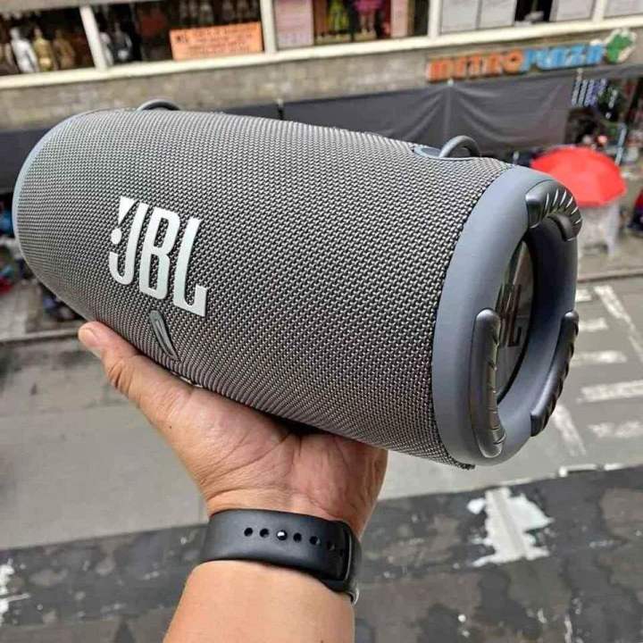 Xtreme%203%20Mini%20Bluetooth%20Speaker%20With%20Hanging%20Belt%20(A%20Grade)%20High%20Quality%20copy%20-%20Image%204