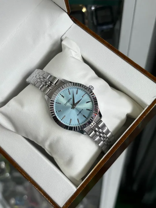 New%20Ladies%20Casual%20Rose%20Gold/Silver%20Citizen%20Watch%20-%20Image%203