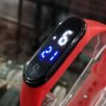 best Quality screen smart watch. 