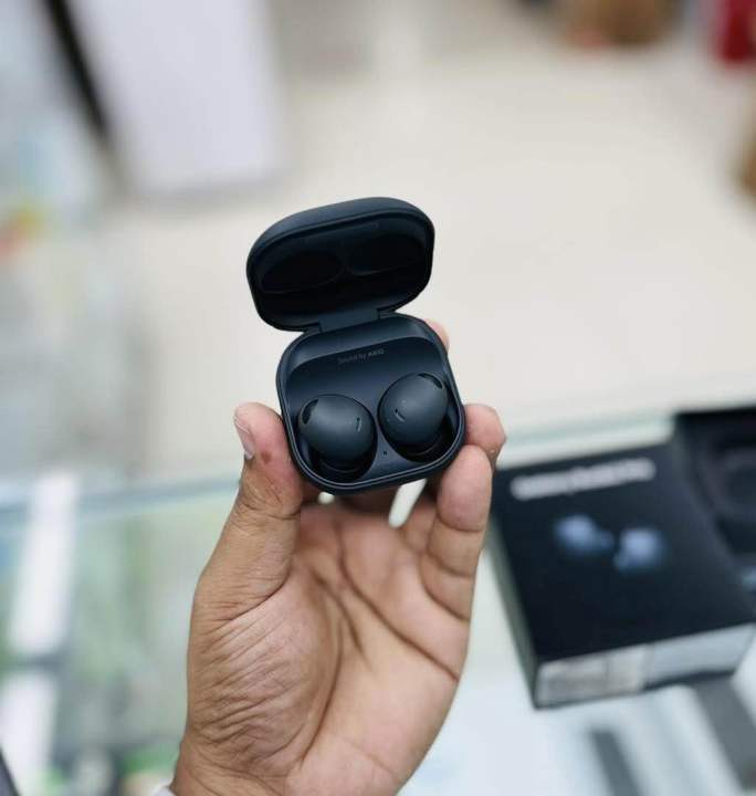 Samsung%20Galaxy%20Buds%202%20Pro%20Advanced%20Intelligent%20ANC%20with%2024bit%20Hi-Fi%20sound%20-%20Image%205