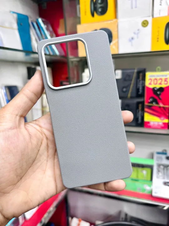 Infinix%20Note%2030%20pro%20slim%20protective%20soft%20back%20cover%20with%20brand%20Logo%20for%20-%20Image%203