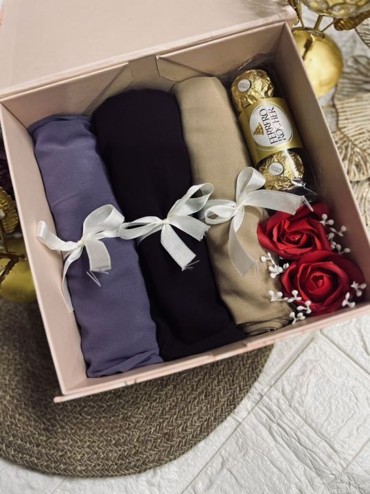 Hijab%20hamper%20#%F0%9F%A7%95%20Elegant%20Hijab%20Gift%20Set%20%E2%80%93%20Perfect%20for%20Hijabis%20%7C%20Customized%20gift#%20Thoughtful%20gift#%20hijabi%20gift%20hampers%20-%20Image%207