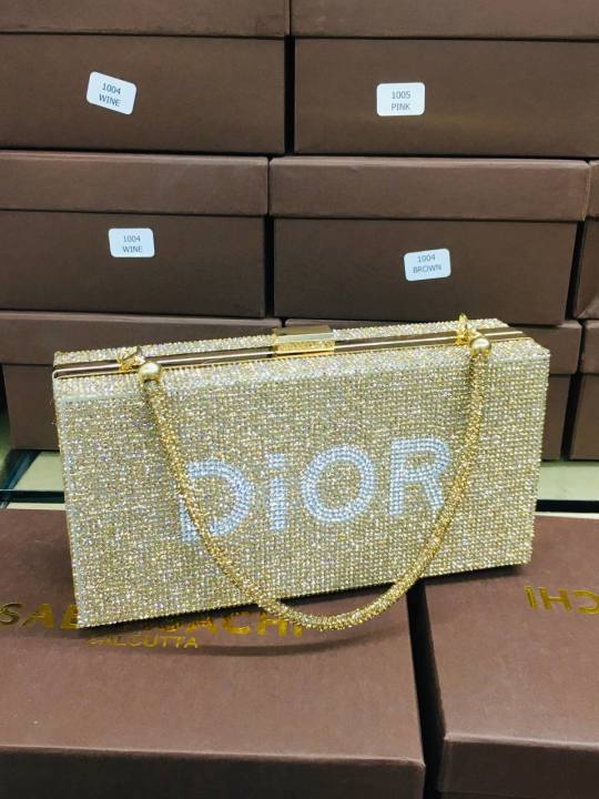 Party%20Clutch%20with%20long%20belt%20premium%20Quality%20bag%20-%20Image%204