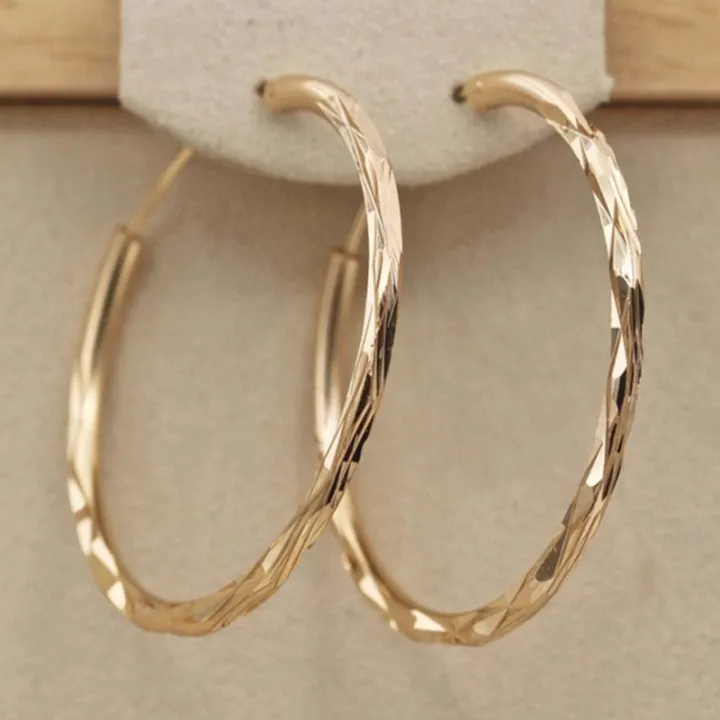Huitan%20Classic%20Simple%20Hoop%20Earring%20for%20Women%20Gold%20Color%20Geometric%20Pattern%20Suit%20Various%20Occasions%20Metal%20Versatile%20Female%20Jewelry%20-%20Image%204