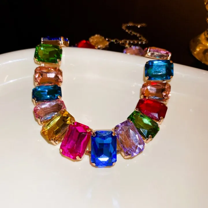Exaggerated%20Square%20Rhinestone%20Choker%20Necklace%20Women%20Fashion%20Luxury%20Colorful%20Crystal%20Chunky%20Chain%20Necklaces%20Wedding%20Party%20Jewelry%20-%20Image%203