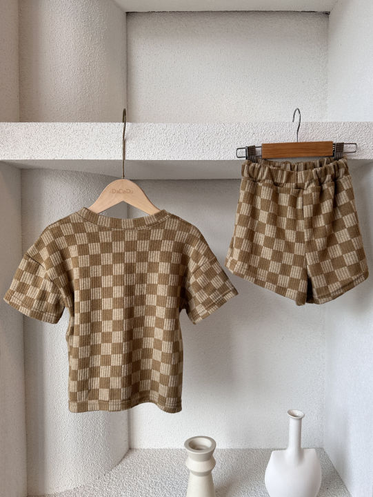 2%20pcs%20Summer%20baby%20retro%20outfits%20plaid%20top%20and%20shorts%20Loose%20neutral%20short%20sleeved%20set%20kids%20neutral%20clothes%20-%20Image%205