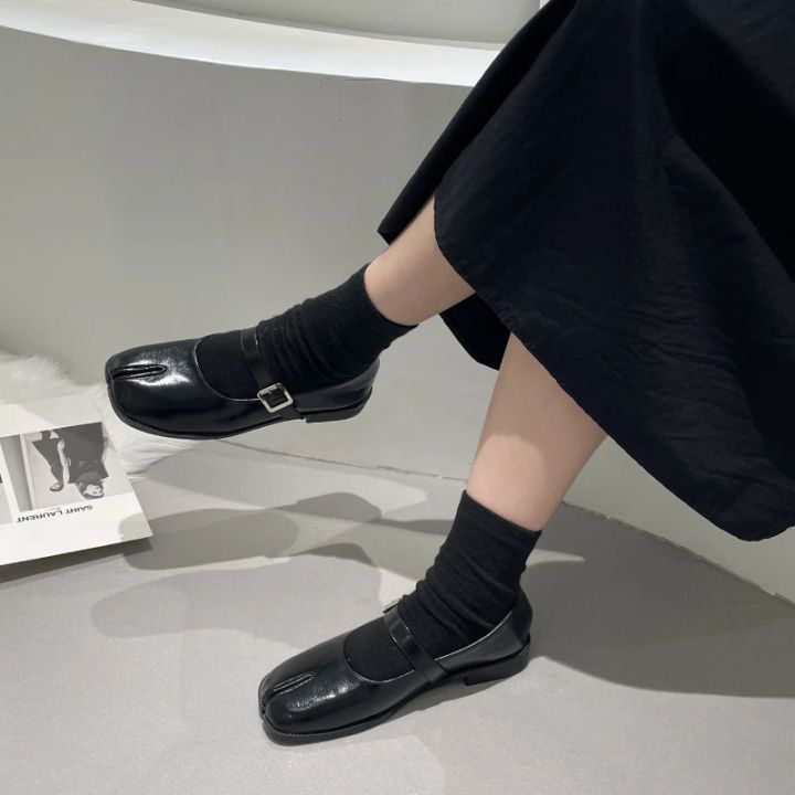 Novelty%20Split%20Toe%20flat%20shoes%20woman%20quality%20leather%20mary%20janes%20Japanese%20style%20trotters%20flats%20ankle%20bele%20Tabi%20ninja%20loafers%20women%20-%20Image%207