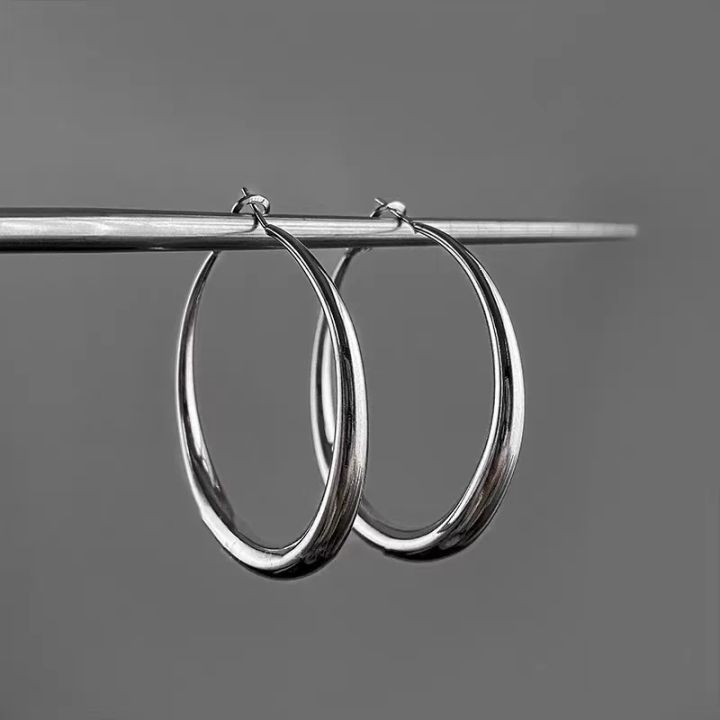 New%20Big%20Circle%20Hoop%20Earrings%20for%20Women%20Trendy%20Exaggerated%20Silver%20Gold%20Color%20Metal%20Geometric%20Smooth%20Round%20Earring%20Jewelry%20-%20Image%208