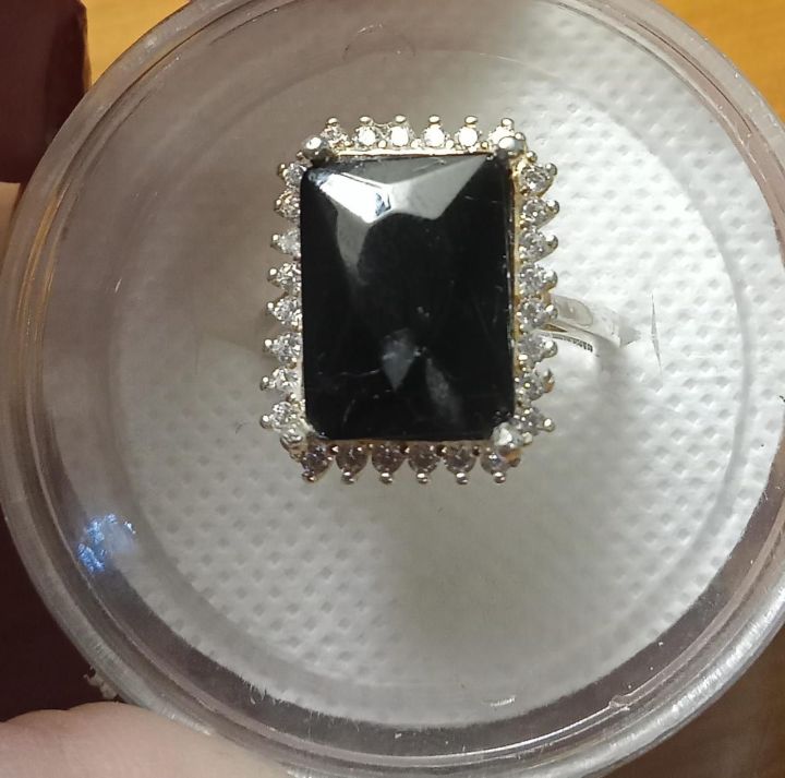 Rings for Women in Natural Gemstones from Gilgit Baltistan