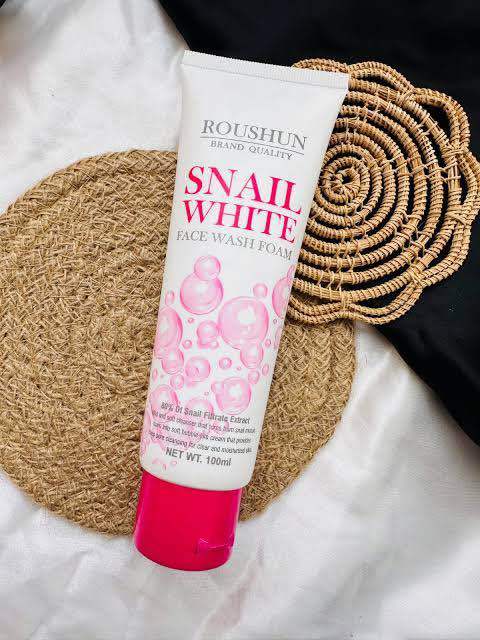 Roushun Snail White Face Wash Foam Facial Cleanser-100gm