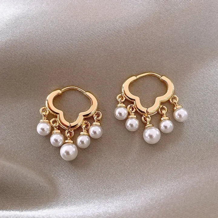 Cloud%20Imitation%20Pearl%20Huggies%20Hoop%20Earrings%20for%20Women%20Party%20Classic%20Ins%20Fashion%20Jewelry%20Minimalist%20Accessories%20Birthday%20Gifts%20-%20Image%202