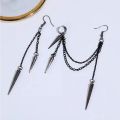 New Fashion Creative Trend Men's Retro Black Tassel Long Chain Punk Earrings Hip Hop Rivets Earrings Female Gothic Party Jewelry.