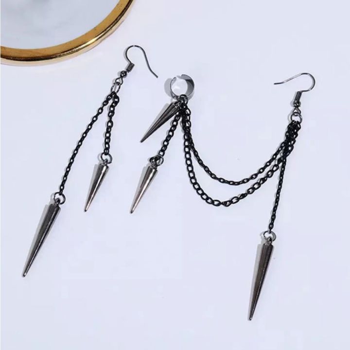 New%20Fashion%20Creative%20Trend%20Men's%20Retro%20Black%20Tassel%20Long%20Chain%20Punk%20Earrings%20Hip%20Hop%20Rivets%20Earrings%20Female%20Gothic%20Party%20Jewelry%20-%20Image%206