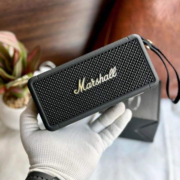 Marshall%20M10%20Portable%20Bluetooth%20Speaker%20%20A%20Grade%20-%20Image%209