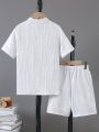 Boys' Textured Fabric Round Neck Shorts Shirt Short-Sleeved Suit.