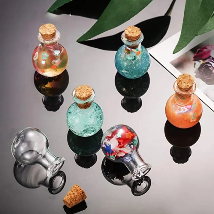 10Pcs%20Small%20Glass%20Bottles%20Miniature%20Potion%20Bottle%20Mini%20Cork%20Glass%20Vials%20Wedding%20-%20Image%204