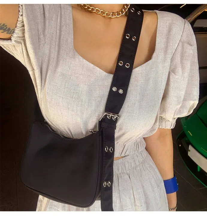 Ins%20Internet%20celebrity%20feeling%20shoulder%20double%20breasted%20portable%20Korean%20design%20armpit%20bag%20diagonal%20span%20bag%20women%20black%20street%20t%20-%20Image%205