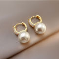 Korea Fashion New  Light Luxury Simple Classic Pearl Drop Earrings Birthday Party Gift Woman Jewelry Stud Earrings. 