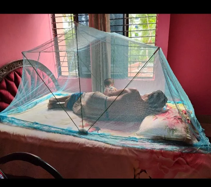 Single%20Bed%20Mosquito%20Net%20Foldable%20Metal%20Stand%20/Lazy%20adult%20mosquito%20net%203.5/6.5%20fit%20-%20Image%202