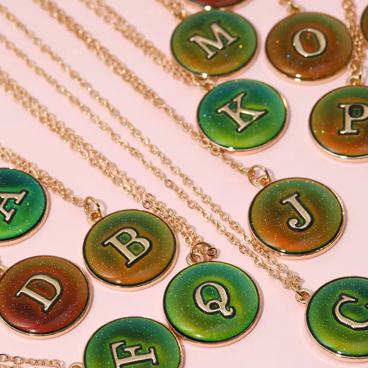 Fashionable%20Temperature-Sensitive%20Color-Changing%2026%20Letters%20Pendant%20Necklace%20Zinc%20Alloy%20Mood%20Regulation%20Chain%20Jewelry%20Accessory%20-%20Image%205