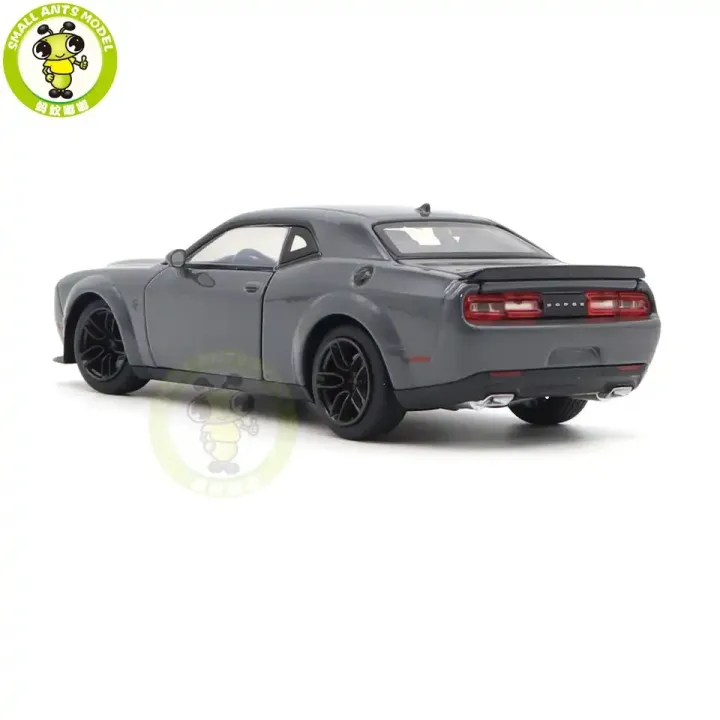 1:32%20Scale%20Dodge%20Challenger%20SRT%20Die%20Cast%20Metal%20Alloy%20Model%20car%20-%20Image%202