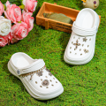 Children's Clogs, Comfortable Garden Shoes, Beautiful Lightweight Sandals, Non-Slip Slippers, Suitable for Outdoor or Indoor 168.