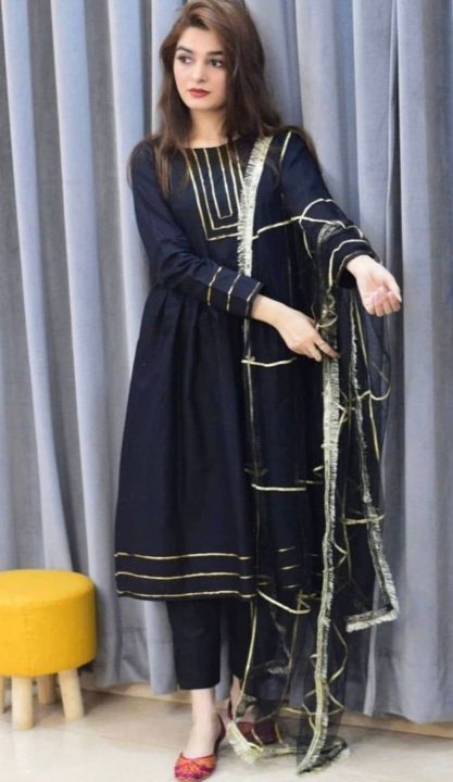 girl beautiful frok 3 pic dress latest design