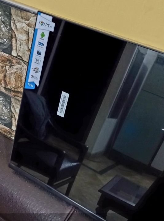 Smart%20android%20Led%20tv%2032%20inch,%20SAMSUNG,%20Full%20HD%201080p%20-%20Image%204