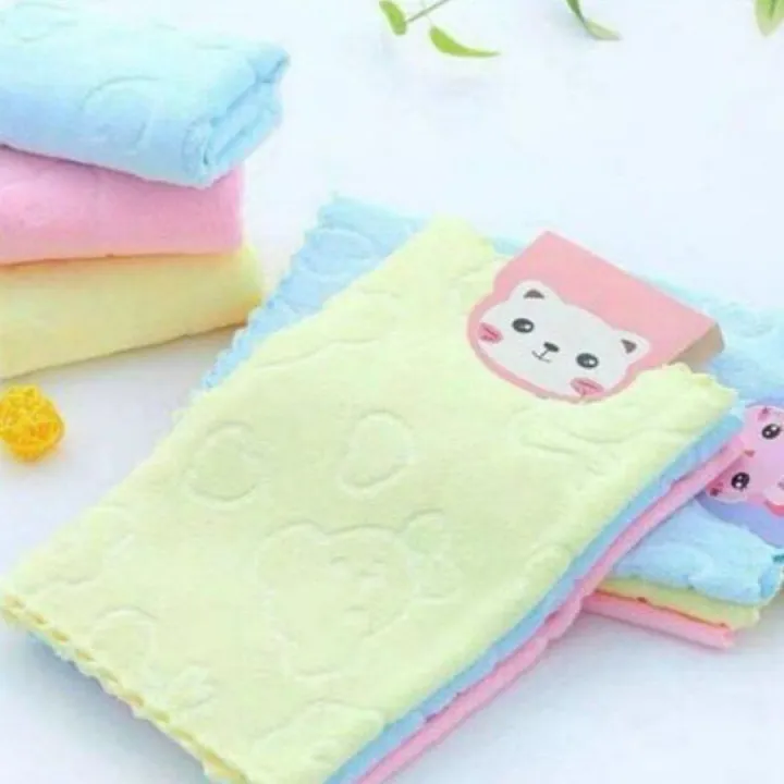 Micro%20Fibre%20Soft%20Towel,Napkins,Summer%20Fabric%20Tissue,Cloth%20Tissue,Small%20Towel%20For%20kids%20And%20elders,Pocket%20Tissue%20-%20Image%202