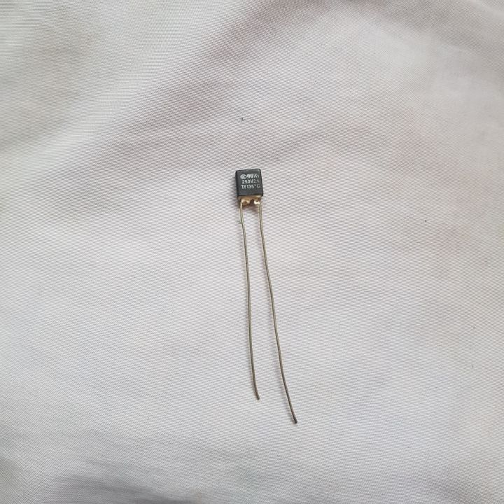 Thermal%20Fuse%20135%C2%B0C%202Amp%20250V%20For%20Stand%20Fan%20Coils%20Thermal%20Link%20Thermostat%20Auto%20Cutoff%20-%20Image%204