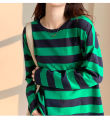 Tzy new long-sleeved T-shirt. cute striped design, comfortable to wear, soft texture, fashion clothes, black/green, black, round neck design.. 