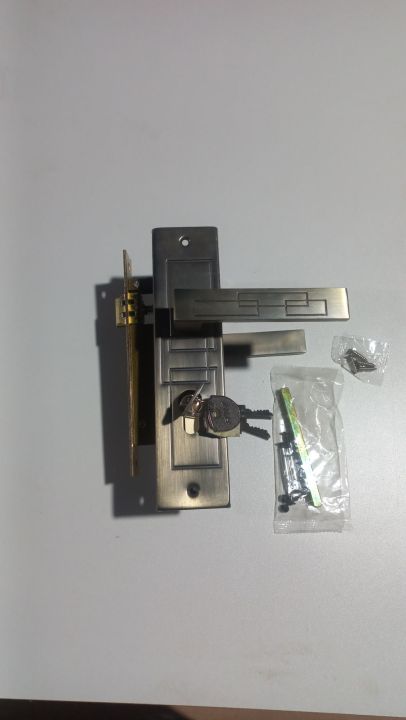 Door%20Handel%20Lock%20Best%20Quality%20With%20Brass%20key%20-%20Image%204