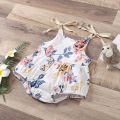 Summer female infant black and white flower print suspender triangular Romper. 