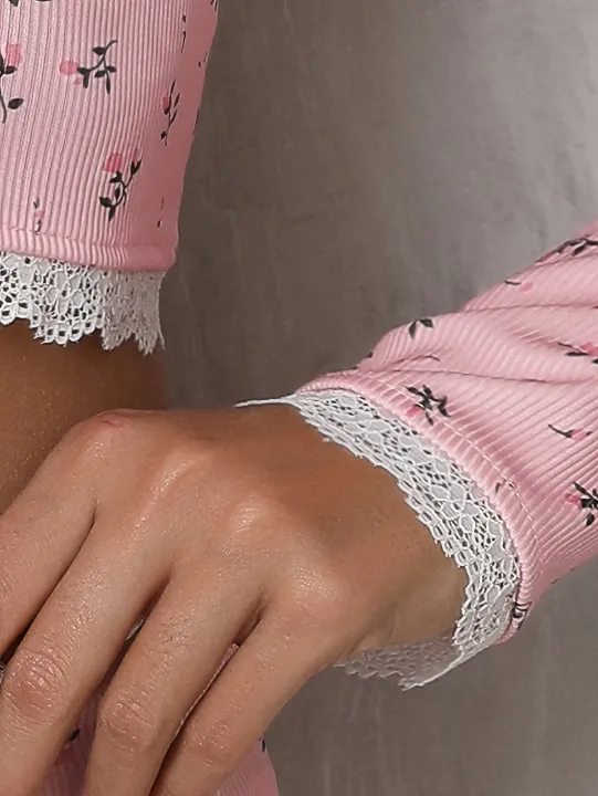 Women%E2%80%99s%20French%20Floral%20Lace%20Two%20Piece%20Set%20Long%20Sleeve%20Cardigan%20and%20Shorts%20Elegant%20Fashion%20Outfit%20Casual%20Chic%20Ladies%20Clothing%20-%20Image%205