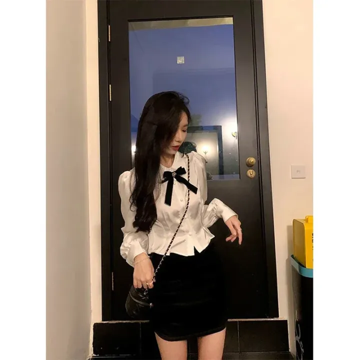 Sweet%20White%20Bow%20Shirts%20Wome%20Preppy%20Kawaii%20Lace%20Patchwork%20Blouses%20Female%20Lolita%20Peter%20Pan%20Collar%20Long%20Sleeve%20Crop%20Tops%20Mujer%20Y2k%20-%20Image%202