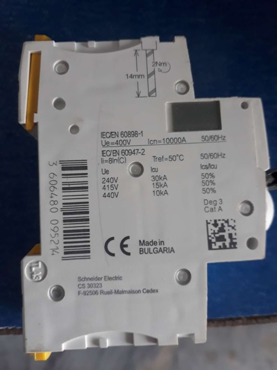 schneider%20dc%20breaker%2063amp%202%20pole%20-%20Image%205