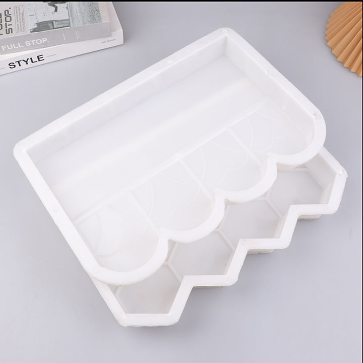 Concrete%20Molds%20Reusable%20DIY%20Garden%20Brick%20Mold%20For%20Fish%20Pond%20Backyard%20Patio%20Garden%20Decoration%20Garden%20Edging%20Fence%20-%20Image%205