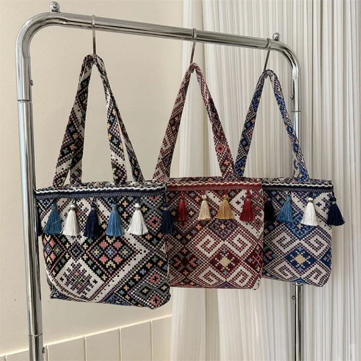 Women%20Shoulder%20Bag%20Bangladesh%20-%20Image%204