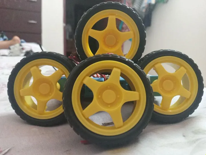 (4%20Pcs%20combo)%20For%20Arduino%20Smart%20Car%20Robot%20Plastic%20Tire%20Wheel%20with%20DC%203-6V%20Gear%20Motor%20-%20Image%203