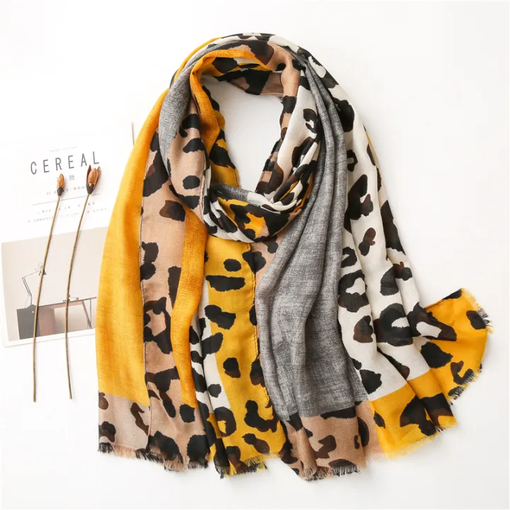 Spring%20Designer%20unique%20luxury%20brown%20ladies%20wild%20leopard%20scarf%20female%20long%20scarf%20shawl%20thin%20brown%20fashionable%20scarf%20long%20shawl%20-%20Image%204