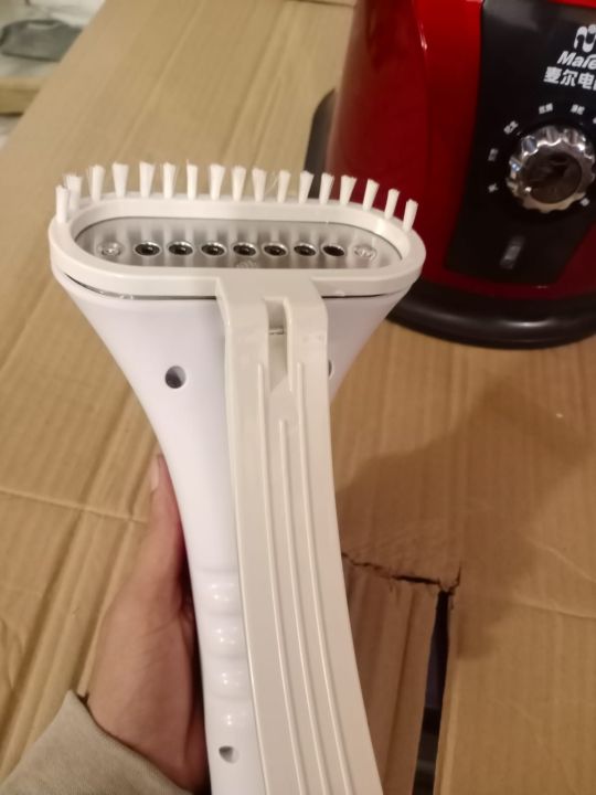 Powerful%20Garment%20Steamer/Garment%20Steamer%20Imported%20-%20Image%204