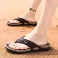 New Summer Fashion Mens Light Slippers Casual Breathable Indoor and Outdoor Slippers. 
